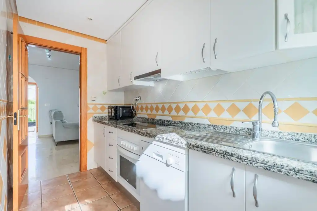 Casa aparellada amb piscina en venda a Las Chapas - El Rosario, imagen 13