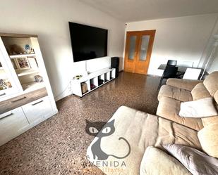 Living room of Flat for sale in Catarroja  with Terrace, Storage room and Oven