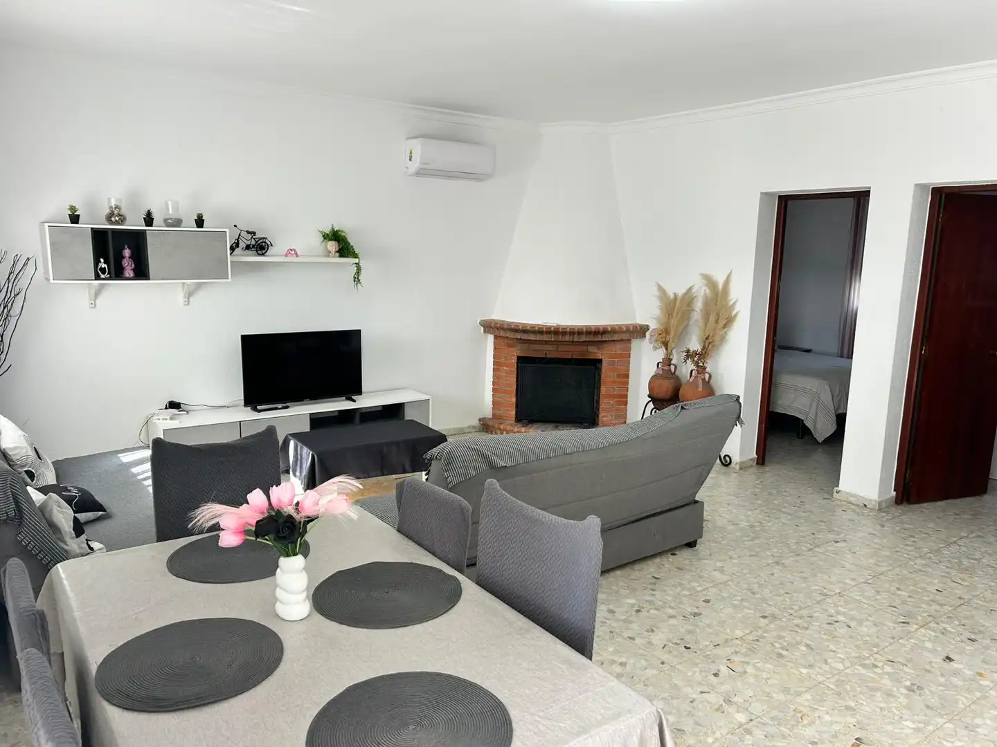 Villa con piscina in affitto a Camino de Fuente Amarga, imagen 7