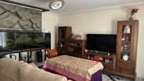 Sala d'estar de Casa adosada en venda en  Córdoba Capital amb Calefacció, Parquet i Terrassa