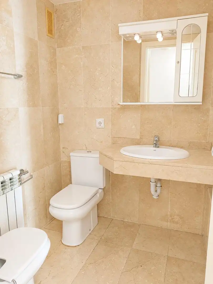 Bathroom of Flat for sale in  Palma de Mallorca  with Air Conditioner, Heating and Terrace