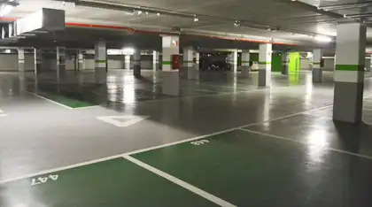 Individual with lift for sale in Plaça Ricard Vinyes 1A, imagen 3