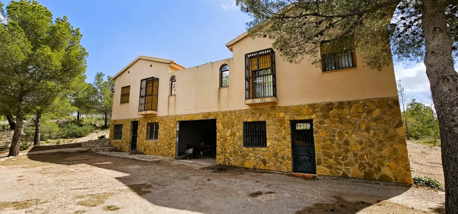 Vista exterior de Casa o xalet en venda en Aledo amb Jardí privat, Terrassa i Traster