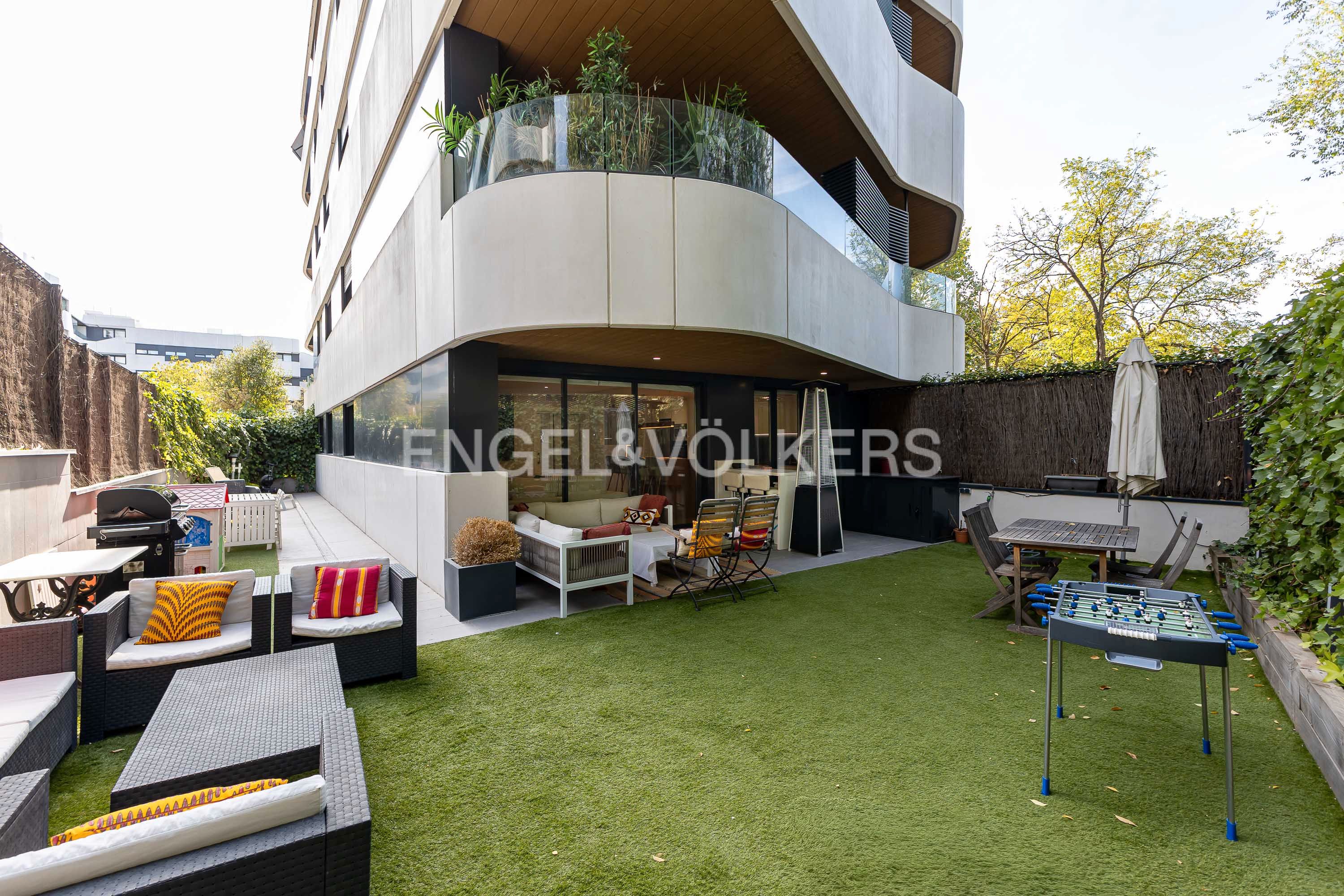 Terraza de Apartamento en venta en Alcobendas con Aire acondicionado, Calefacción y Jardín privado