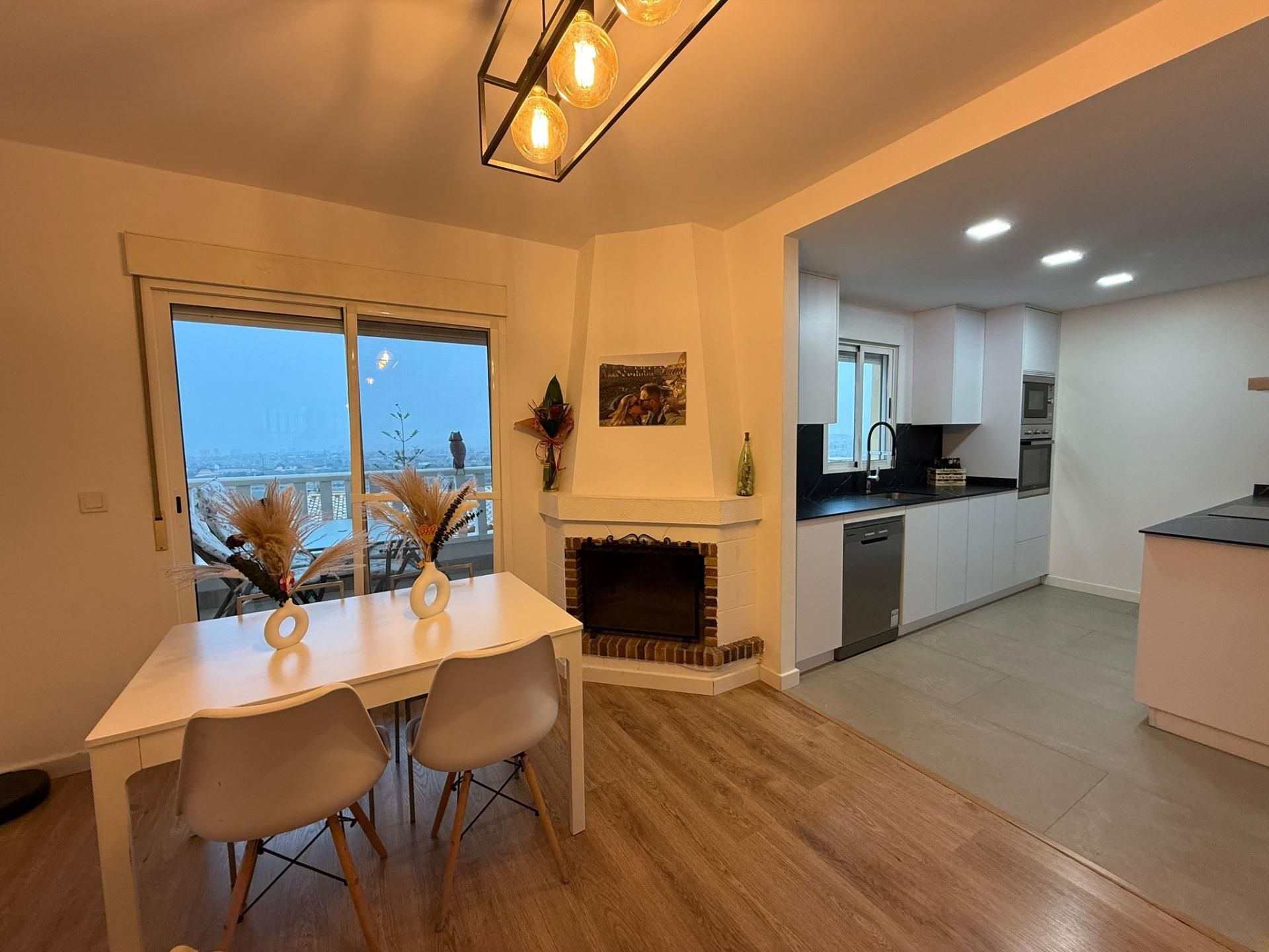 Comedor de Casa adosada en venta en Mutxamel con Aire acondicionado, Jardín privado y Terraza