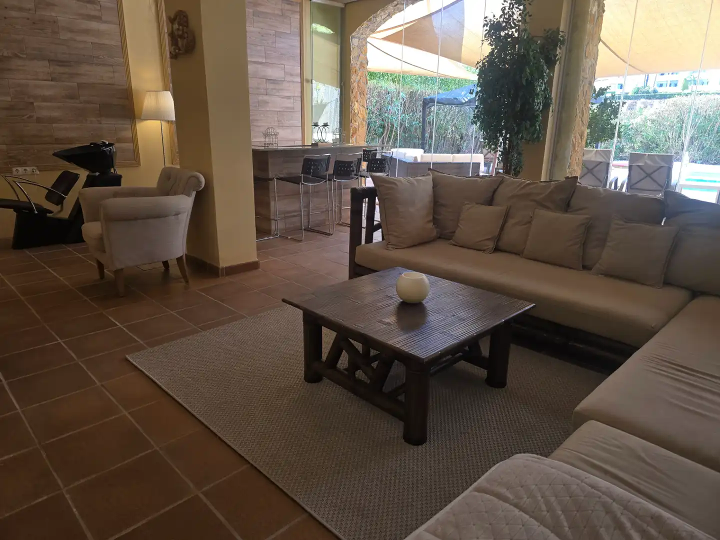 Sala d'estar de Casa o xalet en venda en Mijas amb Aire condicionat, Calefacció i Jardí privat