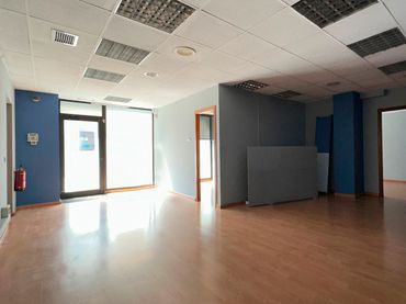 Local comercial en venda a Encamp pueblo