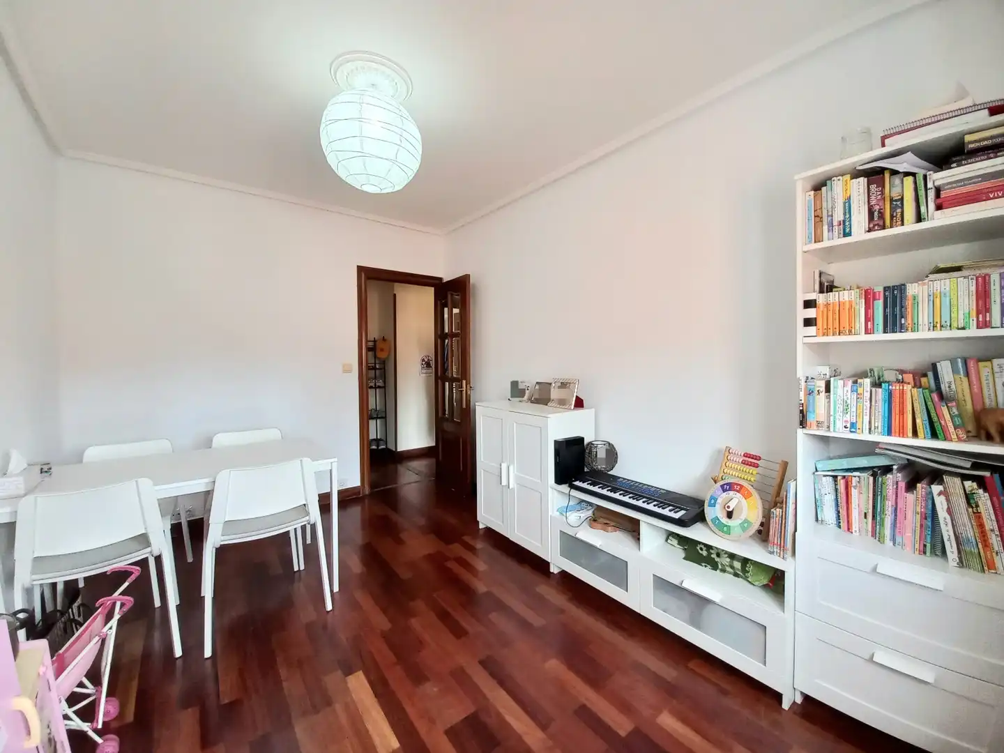 Sala de estar de Piso en venta en Burgos Capital con Calefacción