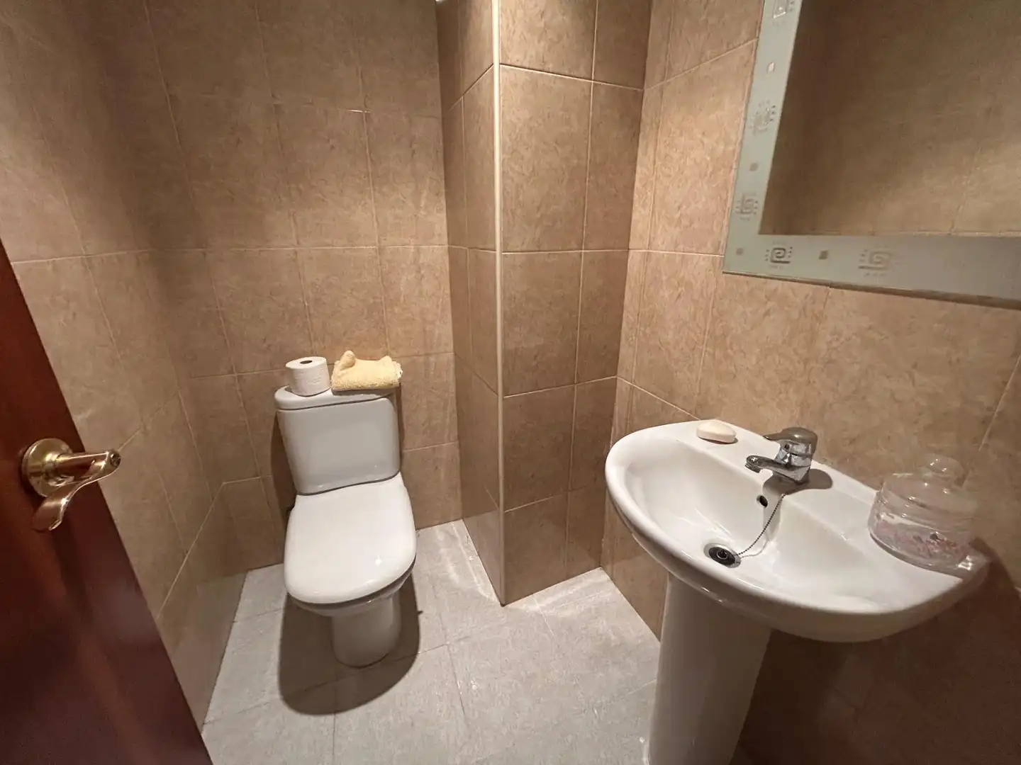 Baño de Piso en venta en Castellón de la Plana / Castelló de la Plana con Balcón