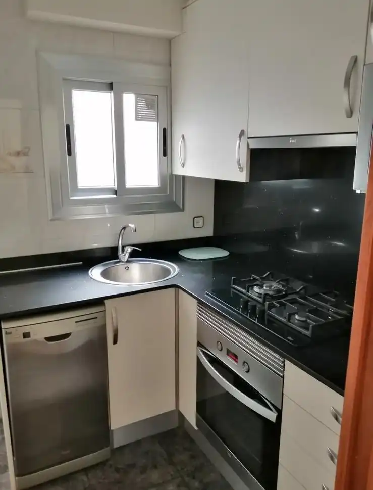 Cuina de Pis en venda en Cerdanyola del Vallès amb Aire condicionat, Calefacció i Moblat