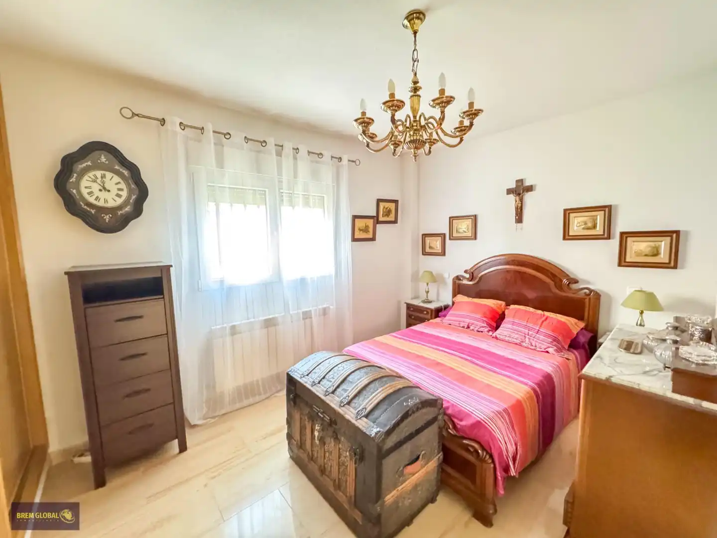 Habitación de Casa o chalet en venta en Lozoyuela-Navas-Sieteiglesias con Jardín privado