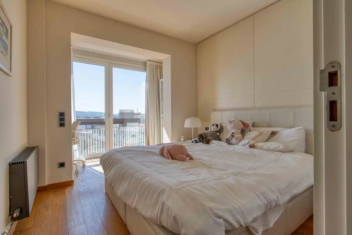 Habitación de Piso en venta en Barcelona con Aire acondicionado, Calefacción y Jardín privado