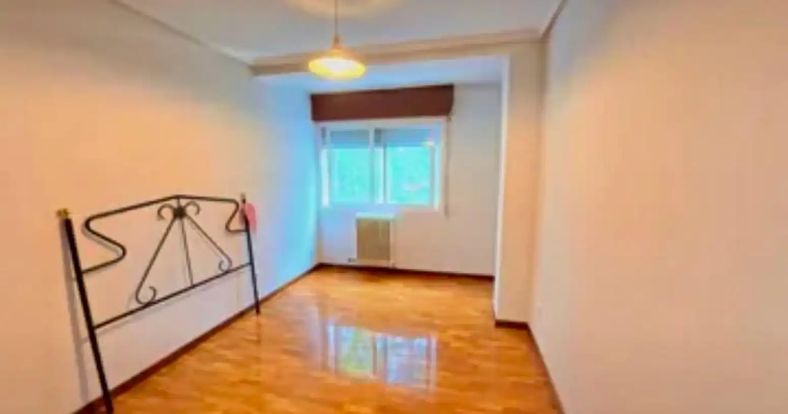 Bedroom of Flat for sale in  Logroño  with Heating and Balcony