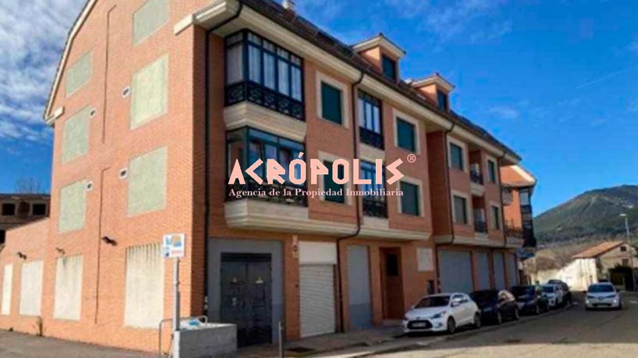 Exterior view of Office for sale in Boñar  with Heating