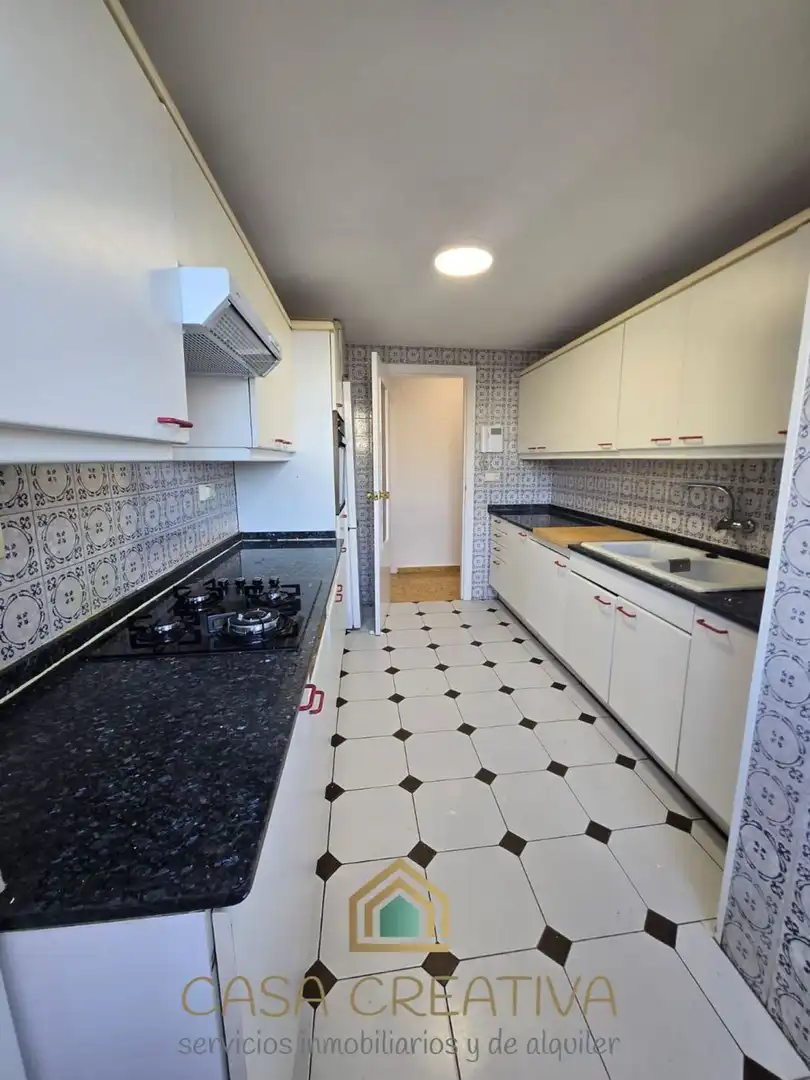 Cocina de Piso de alquiler en Valencia con Terraza, Amueblado y Balcón