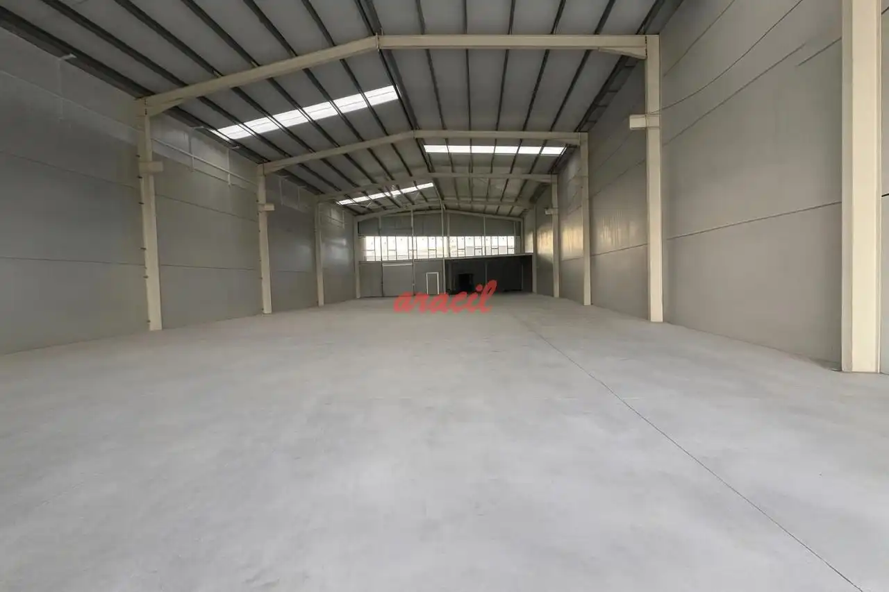 Nave industrial de alquiler en O Pereiro de Aguiar 