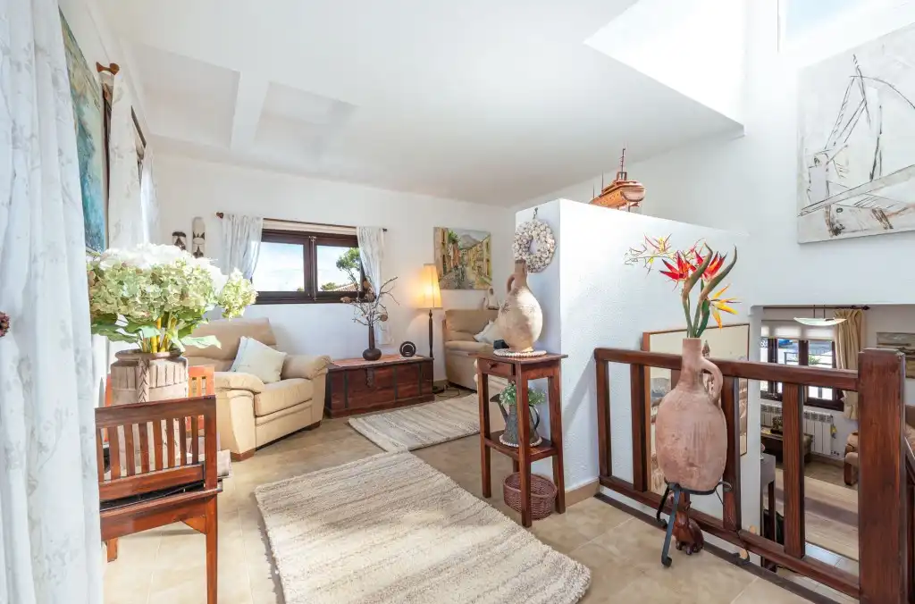 Wohnzimmer von Haus oder Chalet zum Verkauf in Pollença mit Heizung, Privatgarten und Terrasse