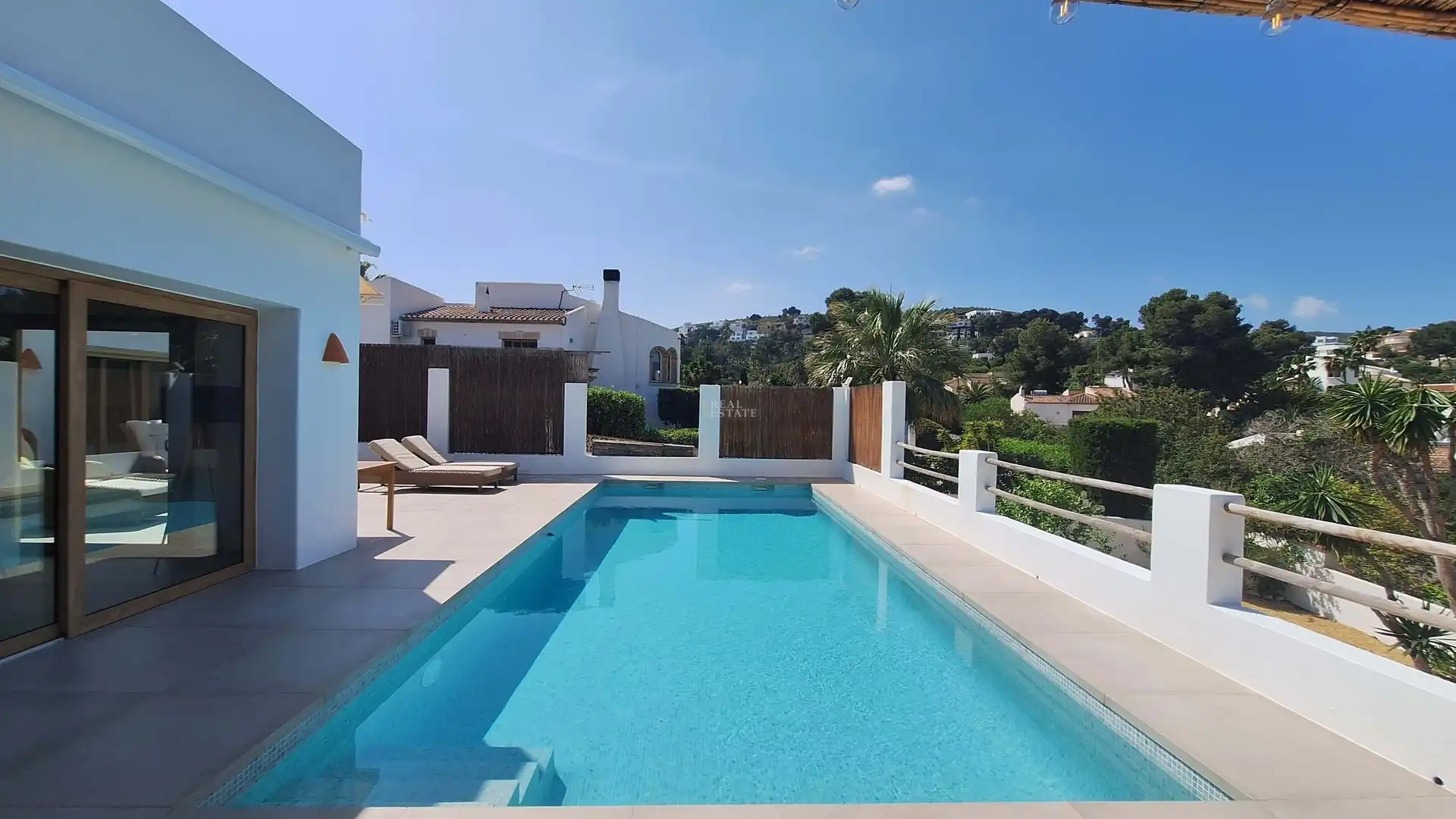 Swimming pool of Houses for sale in Jávea / Xàbia  with Air Conditioner, Terrace and Storage room