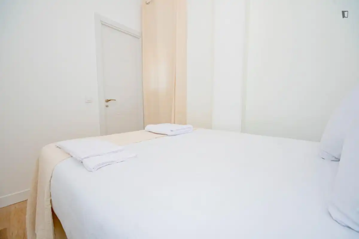 Schlafzimmer von Wohnungen zur Miete in Madrid mit Klimaanlage, Möbliert und Waschmaschine