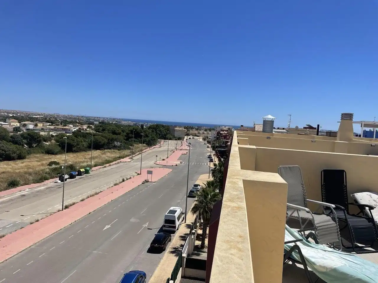 Außenansicht von Wohnungen zum Verkauf in Orihuela mit Klimaanlage, Heizung und Terrasse