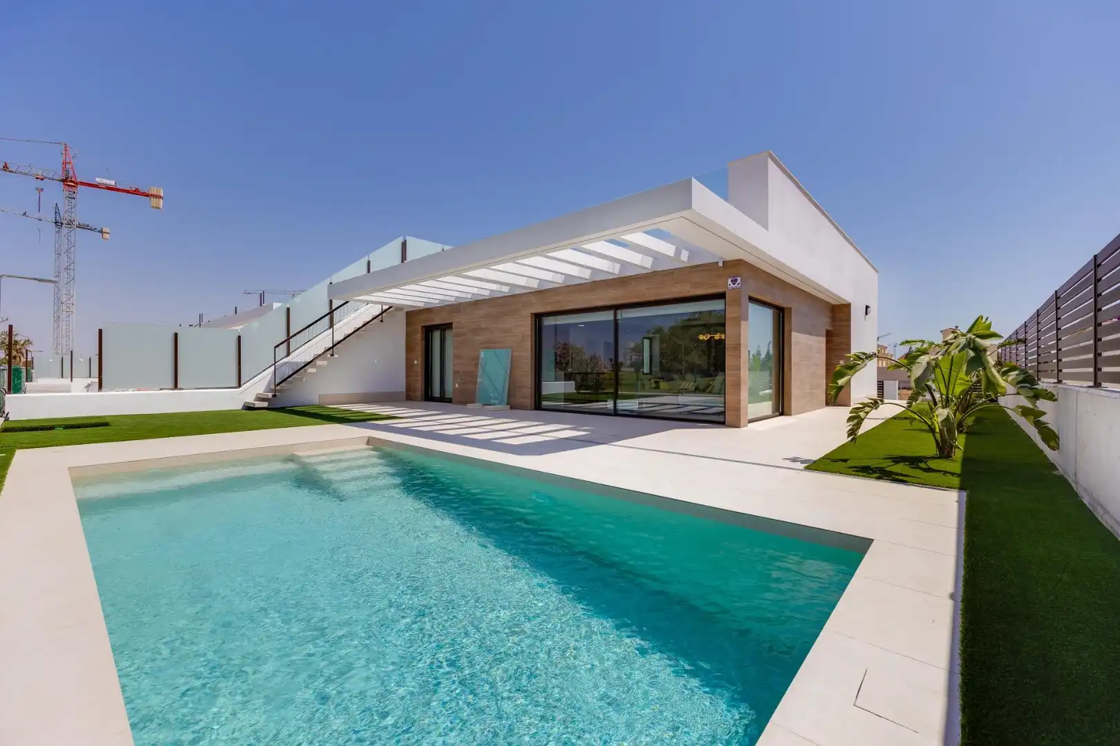 Piscina de Casa o xalet en venda en Los Alcázares amb Aire condicionat, Jardí privat i Terrassa