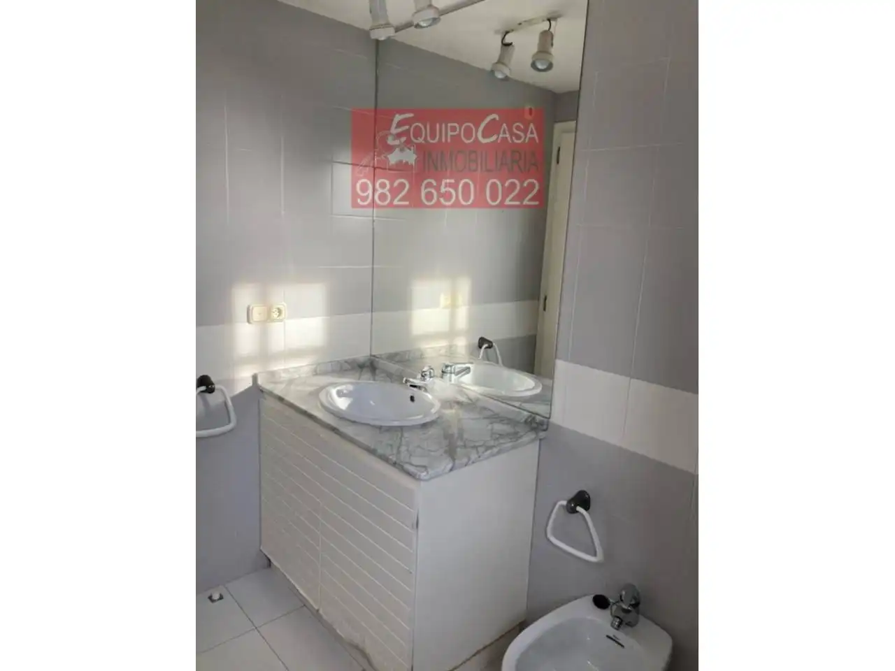 Badezimmer von Maisonette zur Miete in O Grove   mit Terrasse, Möbliert und Balkon
