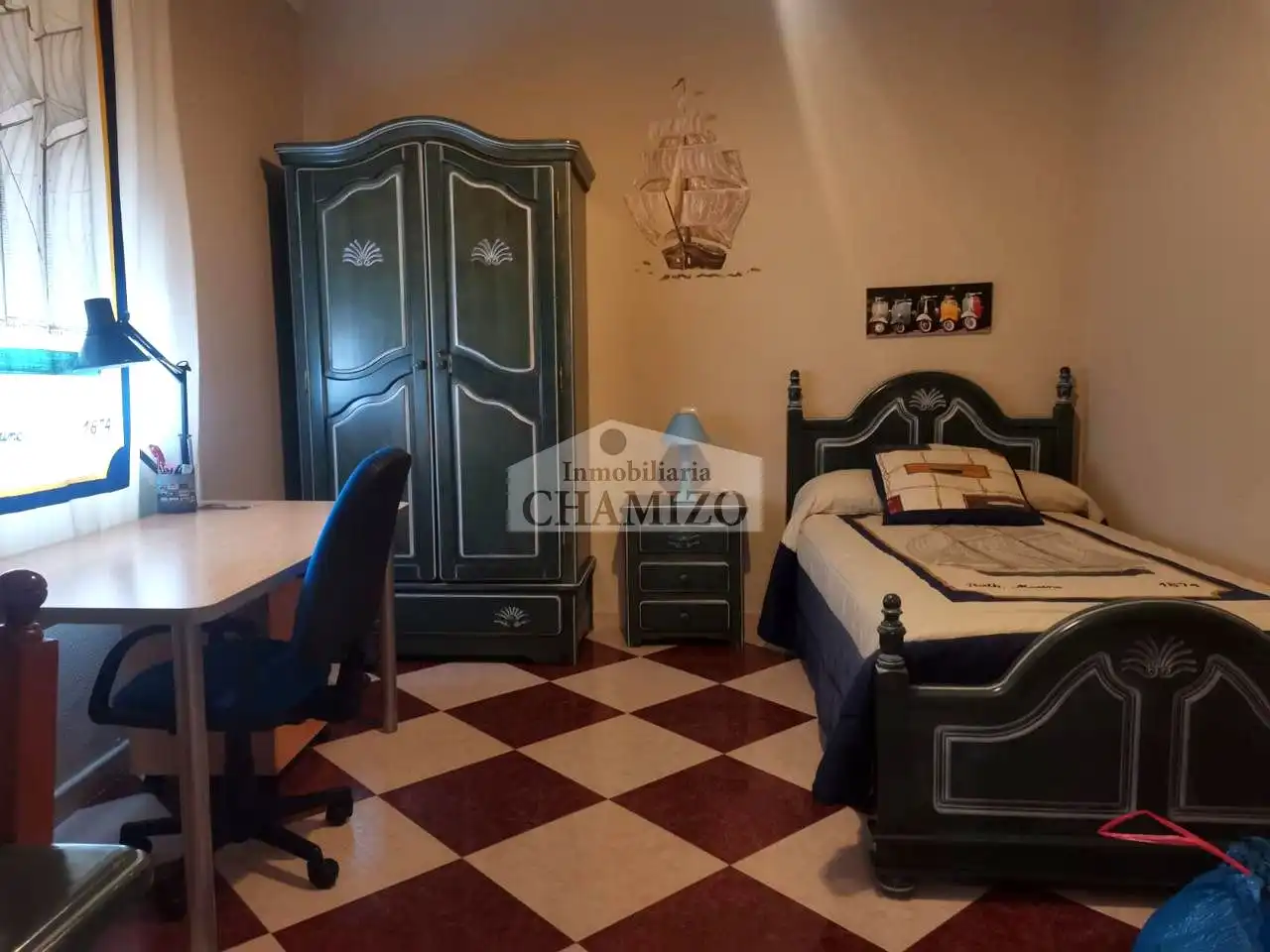 Habitación de Piso en venta en Villanueva de la Serena con Calefacción, Terraza y Trastero