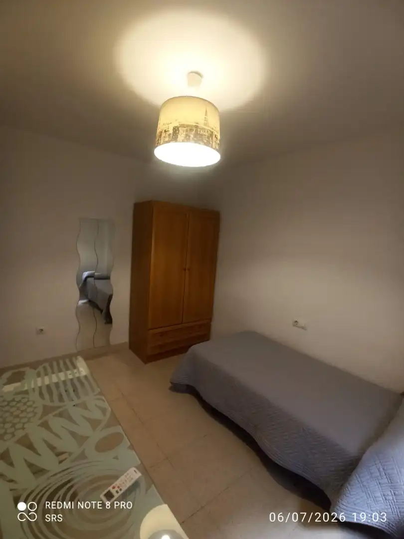 Habitación de Piso de alquiler en Málaga con Aire acondicionado, Terraza y Amueblado