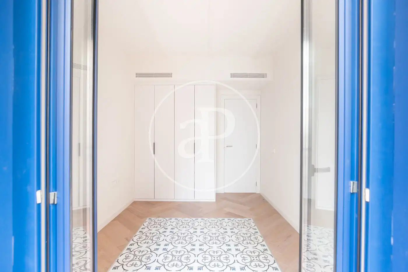 Schlafzimmer von Wohnung zum Verkauf in Barcelona mit Klimaanlage, Heizung und Balkon