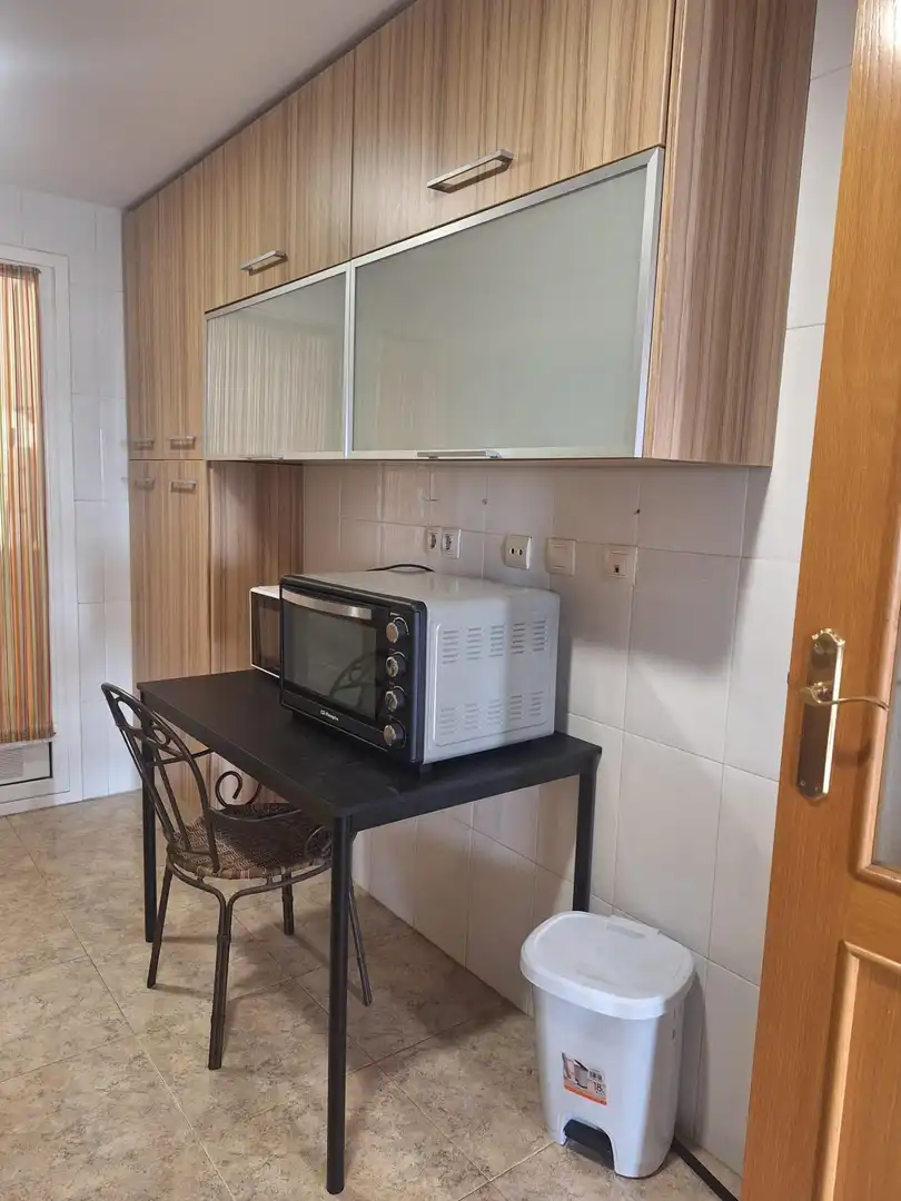 Cuina de Pis de lloguer en Murcia amb Aire condicionat, Moblat i Balcó