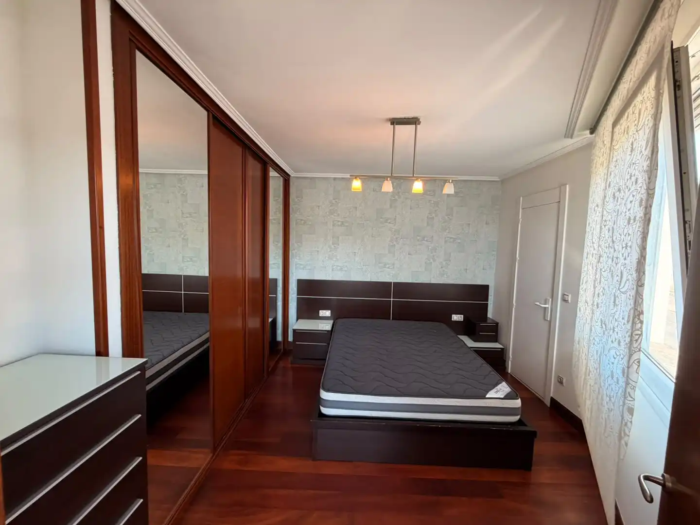 Habitación de Piso en venta en Barakaldo  con Calefacción, Parquet y Amueblado