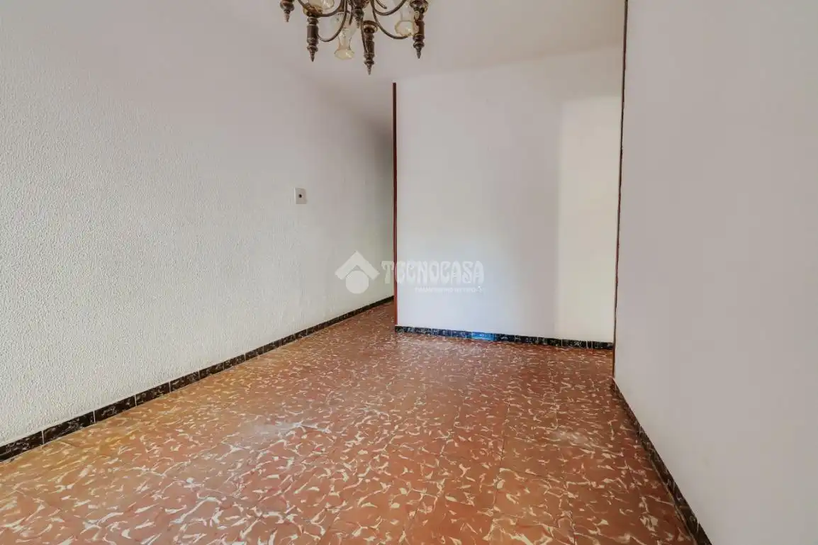 Flat for sale in Salut - Lloreda