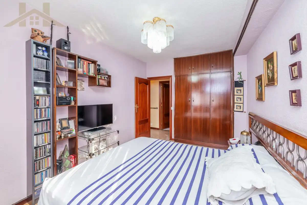 Bedroom of Flat for sale in Alcorcón  with Heating, Terrace and Furnished