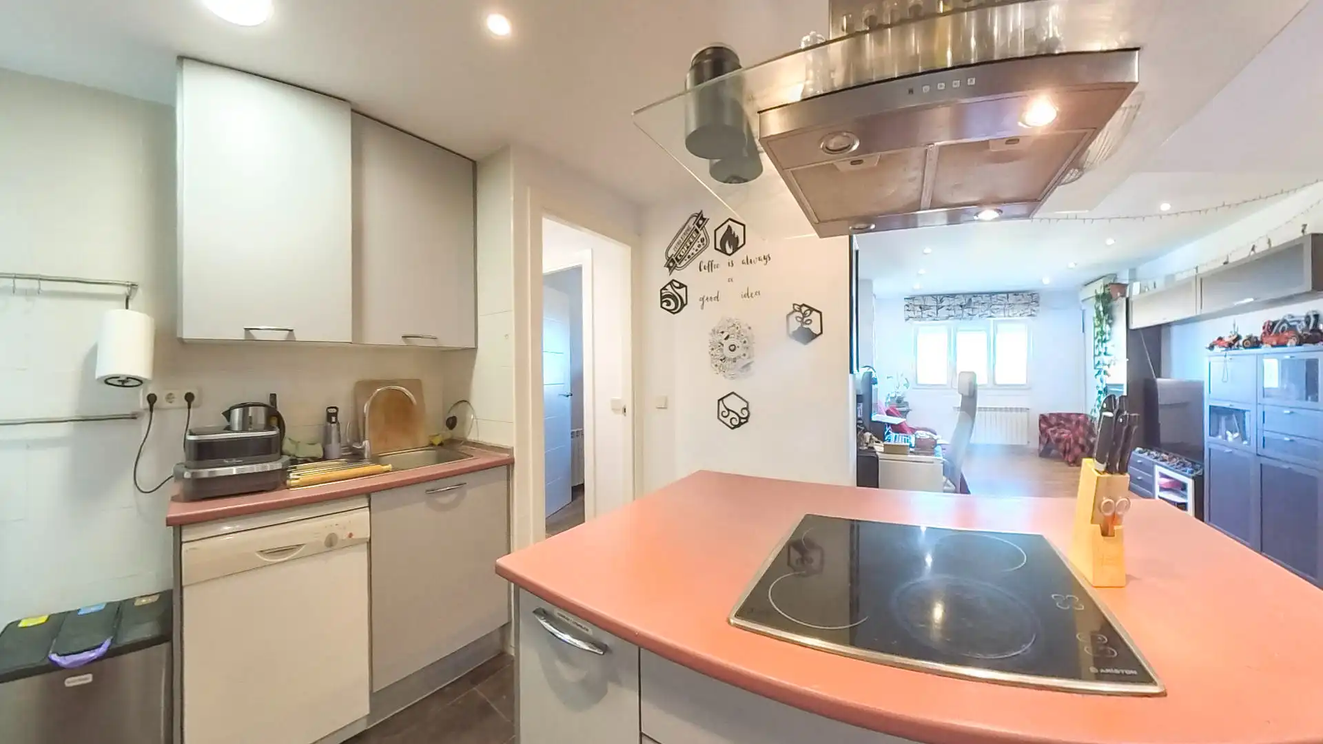 Appartamento con piscina in vendita a Calle de Valserrano, imagen 18
