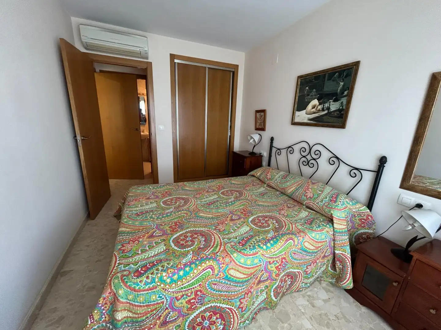 Schlafzimmer von Wohnung zum Verkauf in Cullera mit Klimaanlage und Möbliert