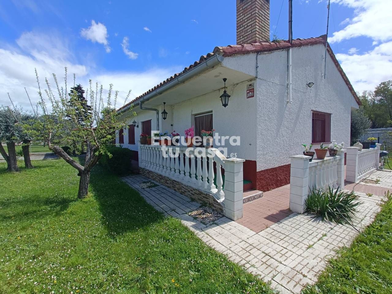 Vista exterior de Casa o xalet en venda en Bulbuente amb Calefacció, Jardí privat i Terrassa