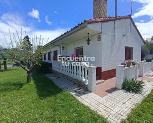 Vista exterior de Casa o xalet en venda en Bulbuente amb Calefacció, Jardí privat i Terrassa