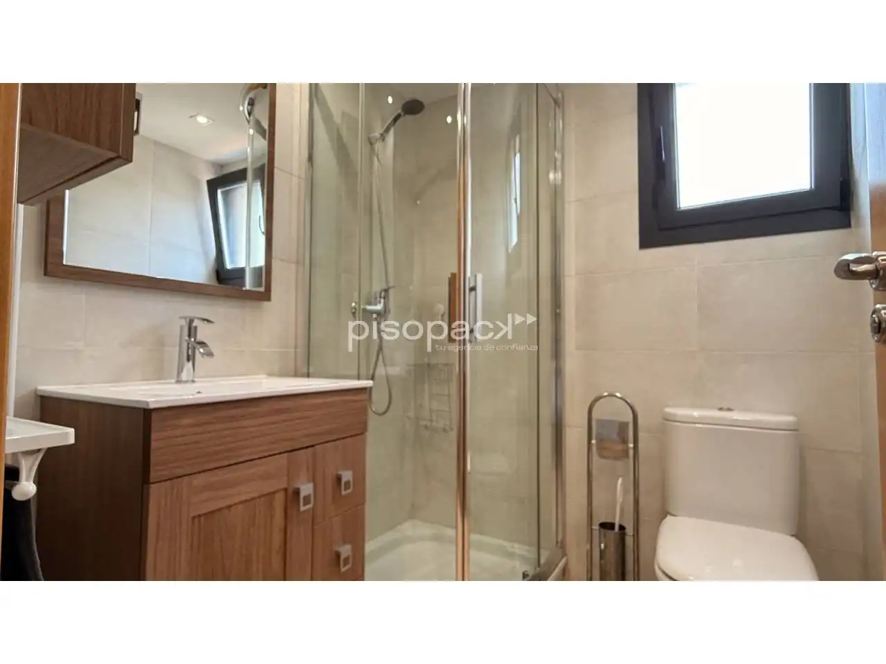 Baño de Piso en venta en Berrioplano / Berriobeiti con Calefacción, Parquet y Terraza