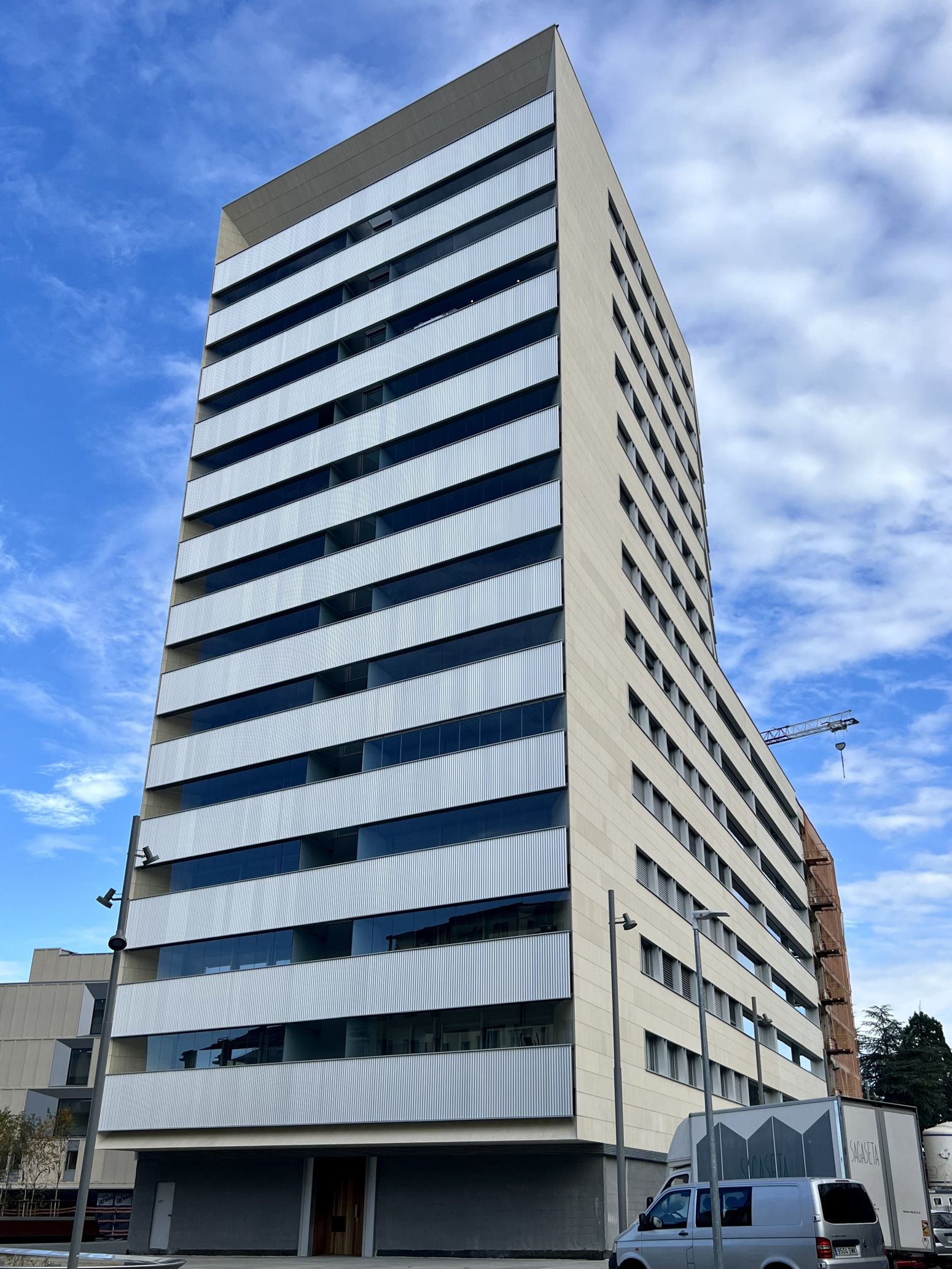 Pis de lloguer a Pamplona-Iruña - PLAZA SALESIANOS, 1º Ensanche