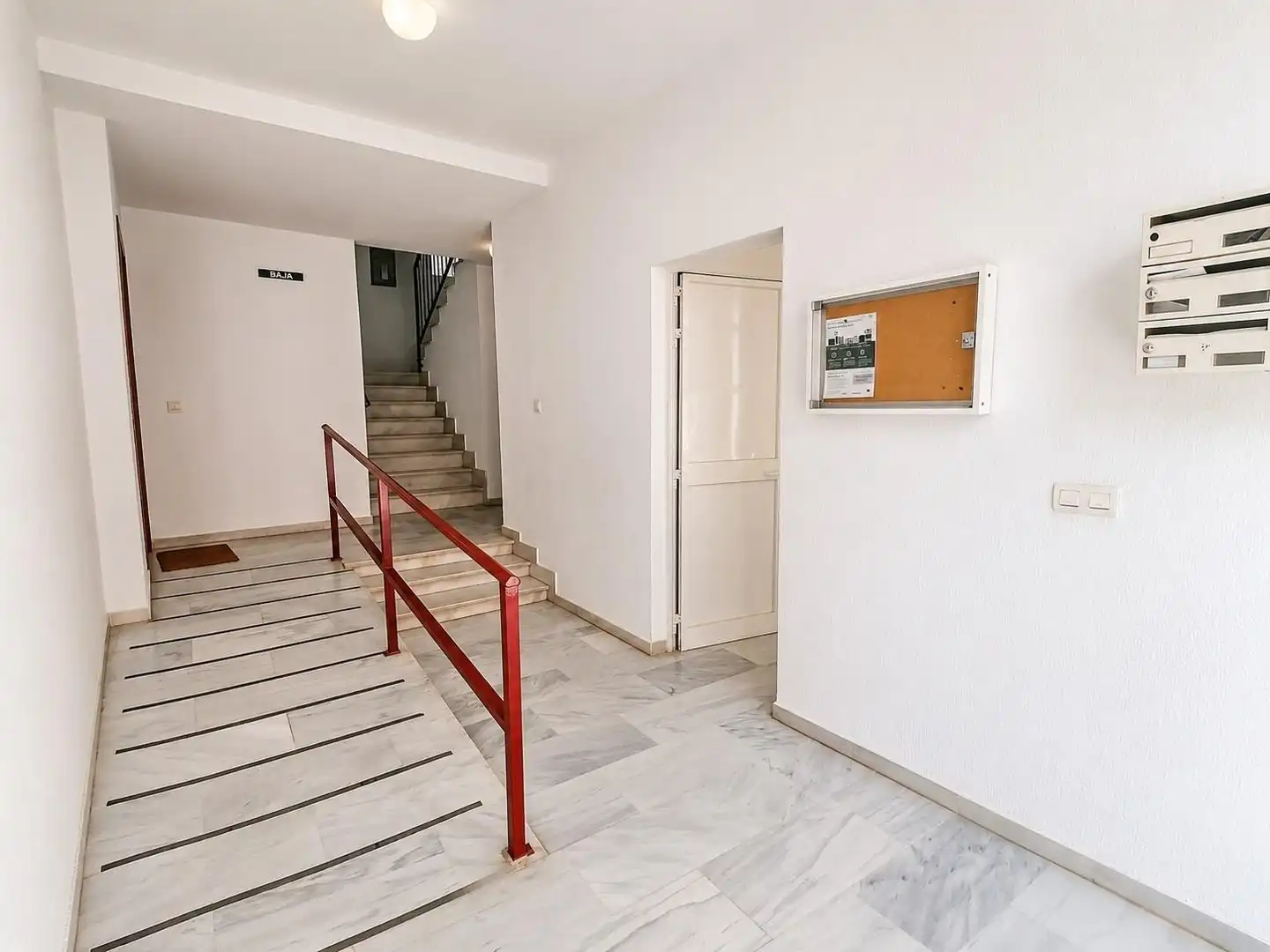 Piso en venta en Rincón de la Victoria con Terraza y Amueblado