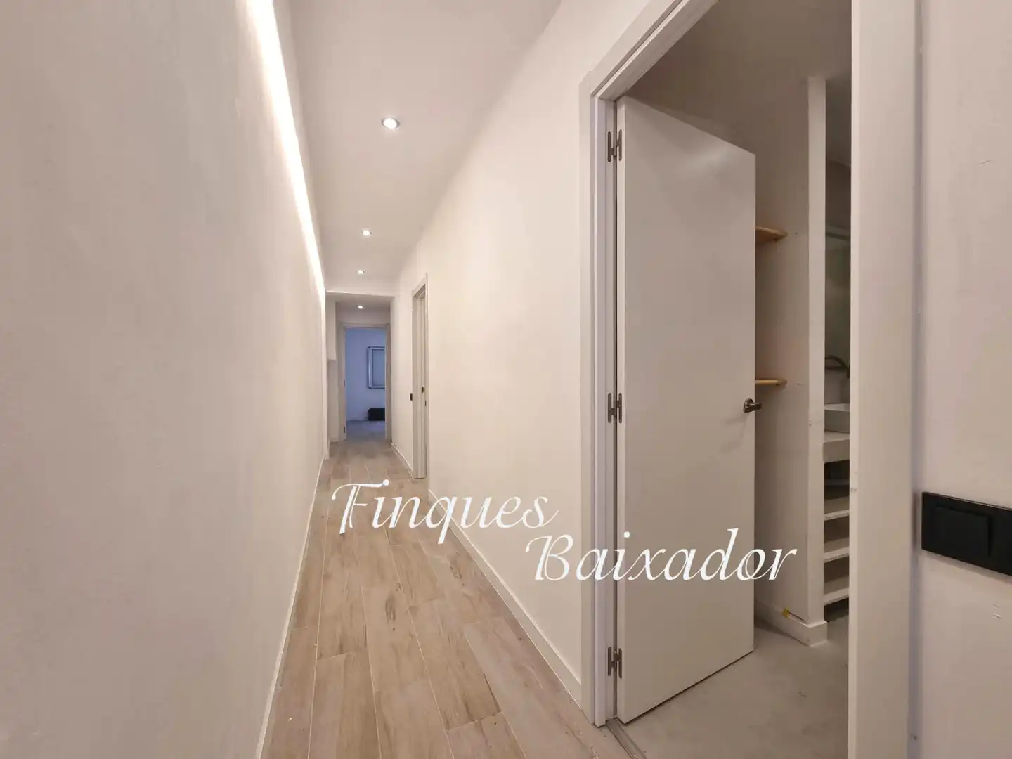 Flat for sale in Carrer de Vicenta Escoda, imagen 15