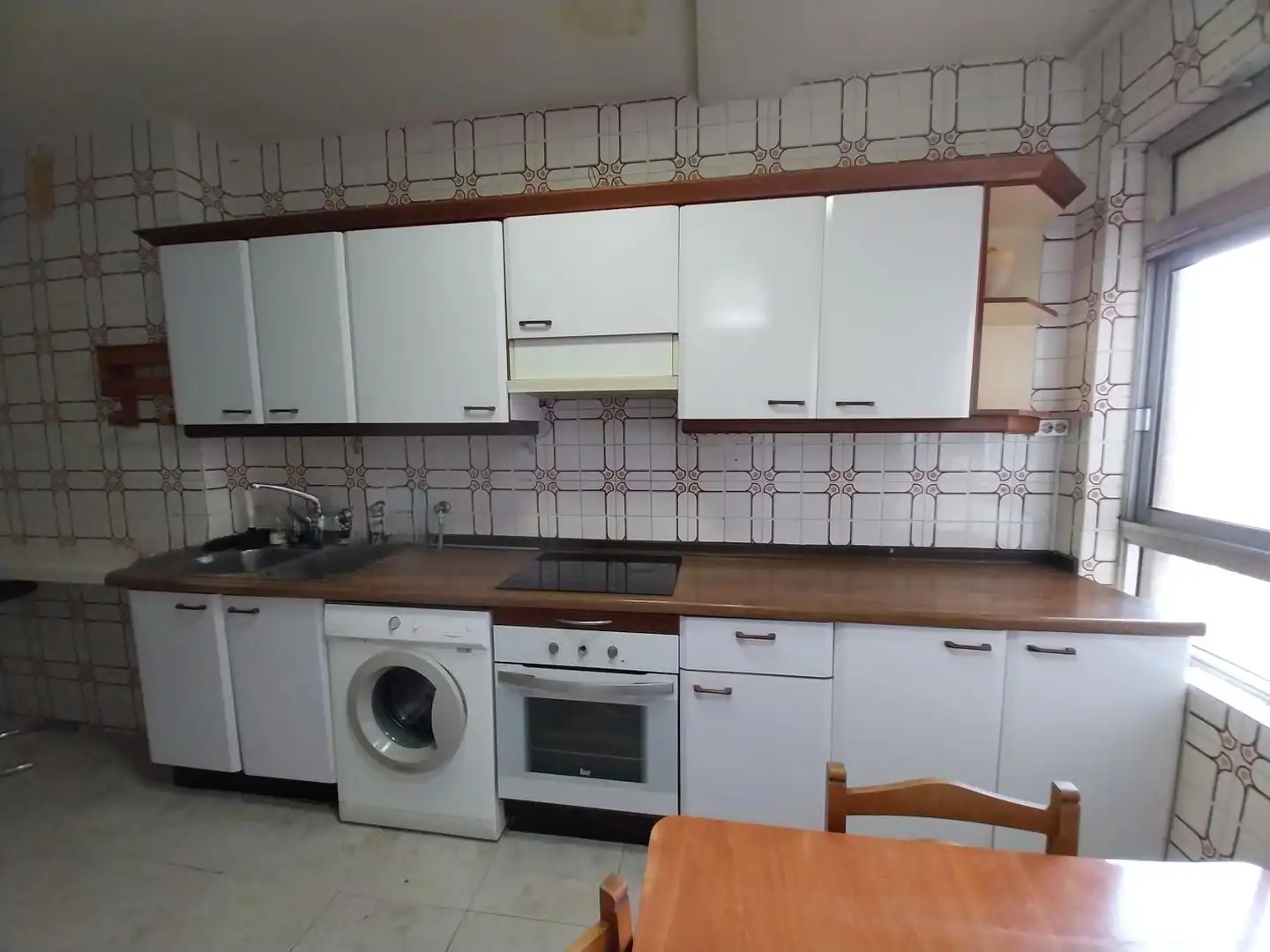 Cocina de Piso en venta en Valladolid con Calefacción, Parquet y Balcón