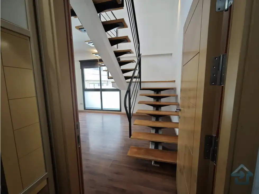 Büro mit Aufzug zum Verkauf in San Blas, imagen 2