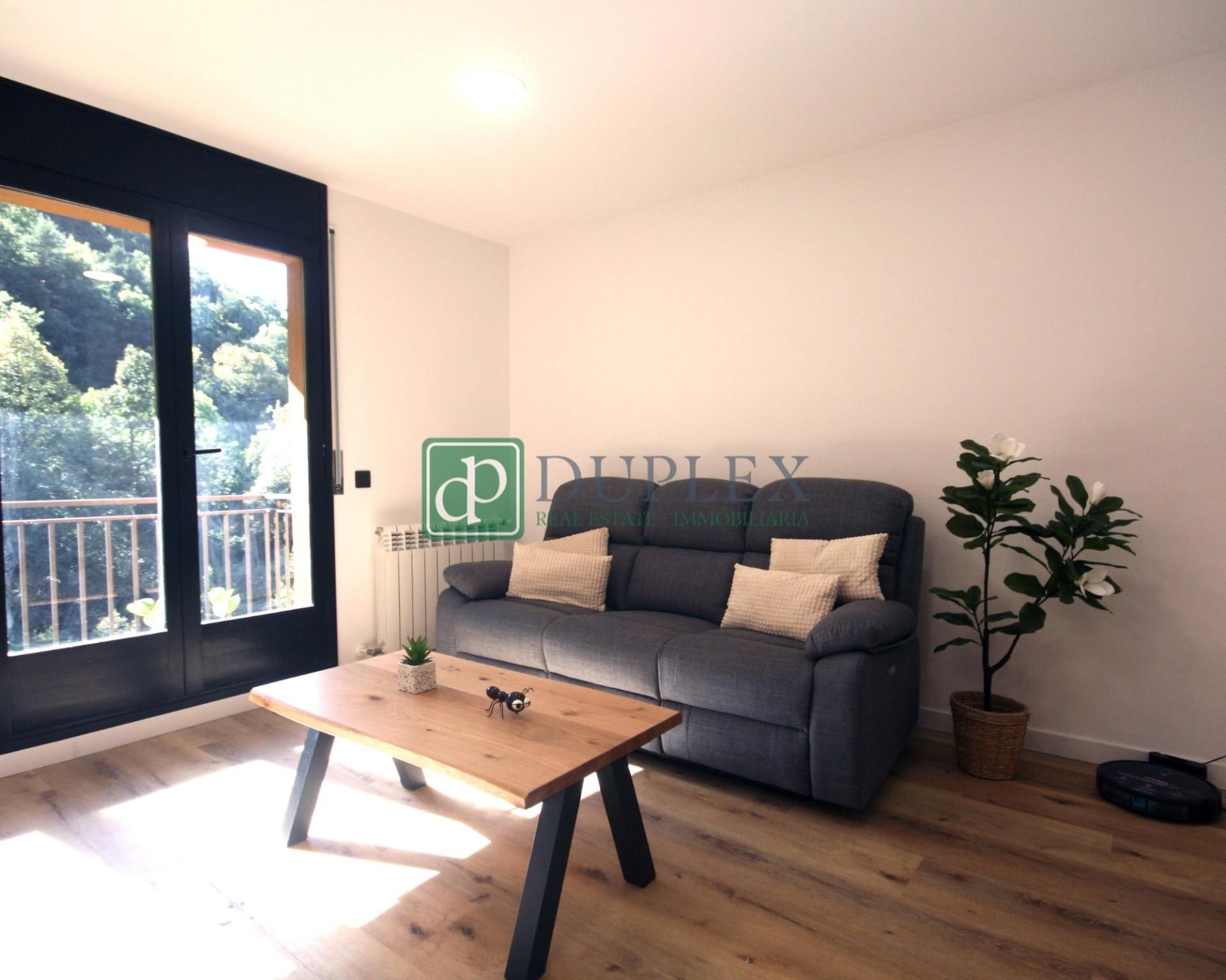 Sala de estar de Apartamento en venta en Escaldes – Engordany con Calefacción, Parquet y Terraza