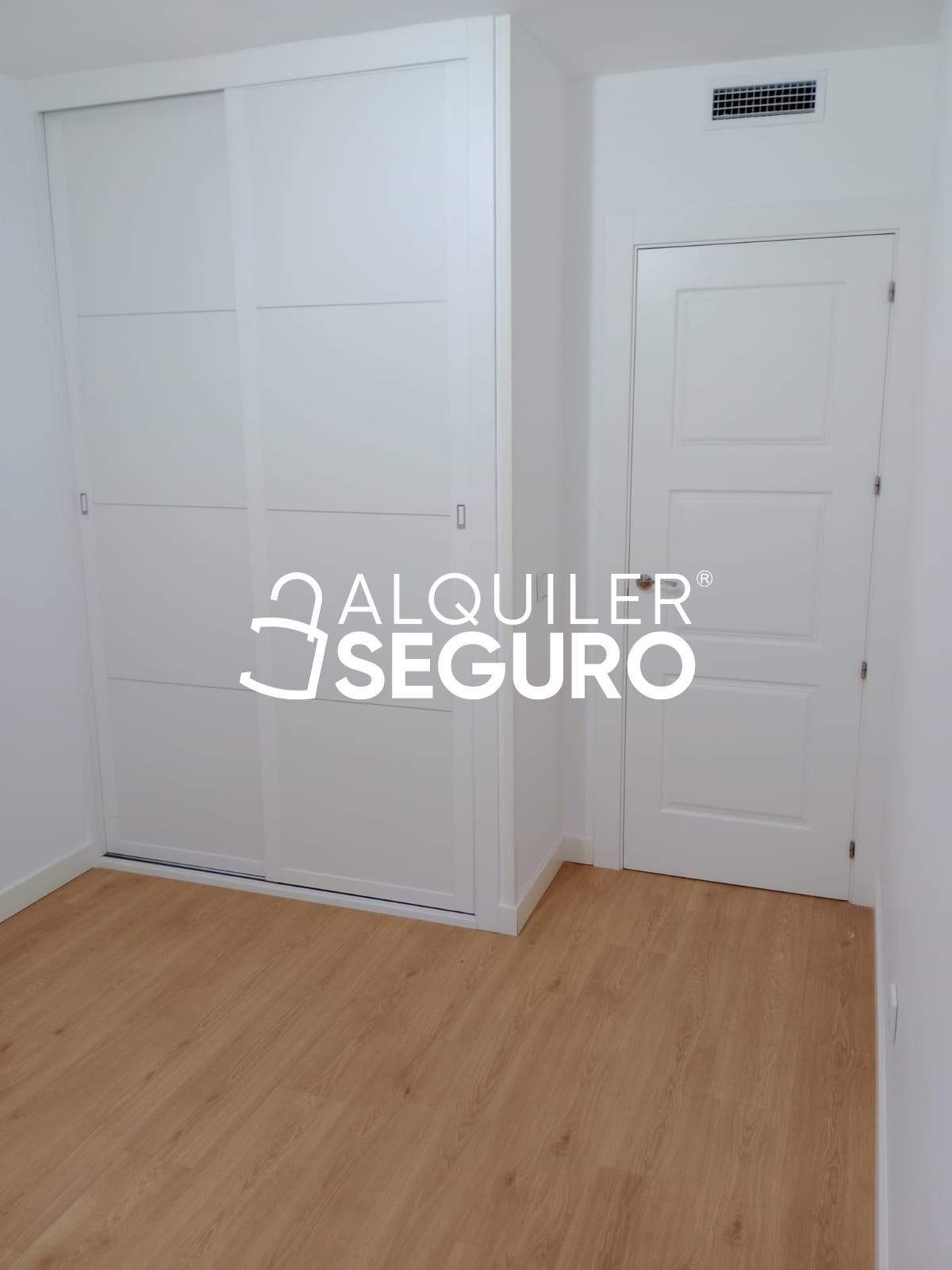 4 hab, 100m² en Rosas - Musas, San Blas,  Madrid Capital - Image 4