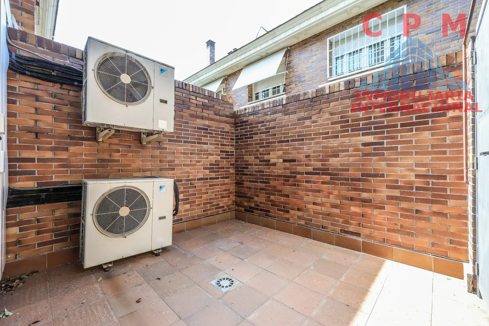 Balcony of Houses for rent in Madrid  with Air Conditioner, Heating and Private garden