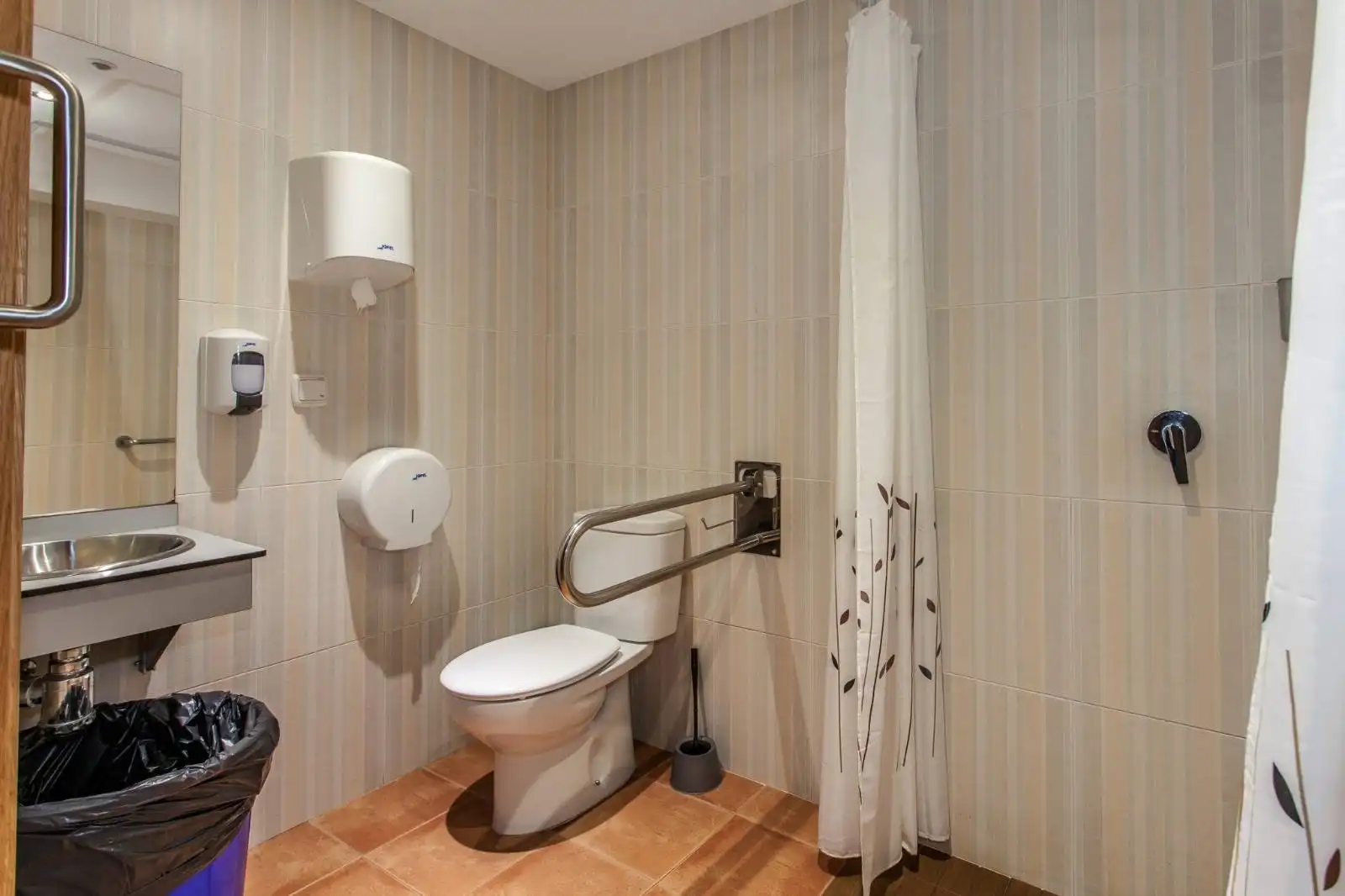 Bathroom of Houses for sale in Arzúa  with Private garden and Terrace