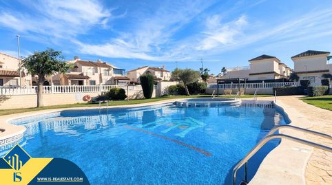 Villa con piscina comunitaria, en la provincia de Alicante, en la localidad de Algorfa. 3 habitaciones | 93 m² | A 8 kilómetros de, imagen 2