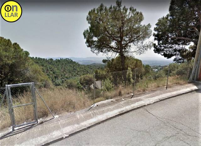 Terreno residencial en Venta en Calle EDUARD TOLDRA, 38 en L'Ametlla del Vallès