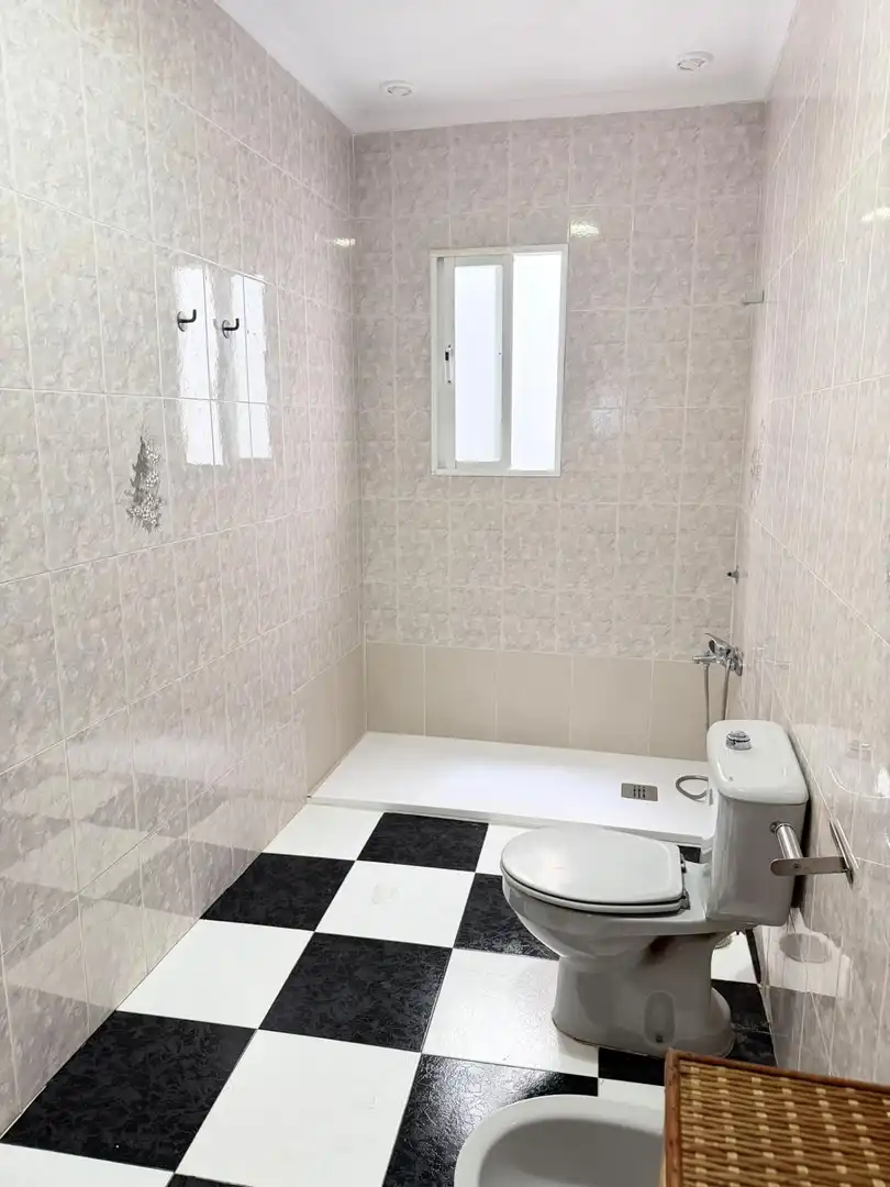 Badezimmer von Wohnung zur Miete in Centro Histórico